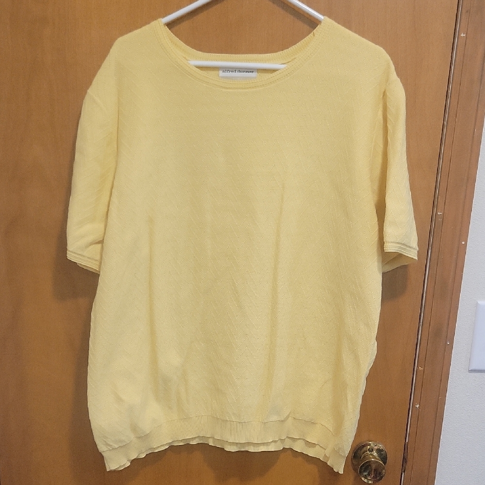 Alfred Dunner Light Yellow Knit Top